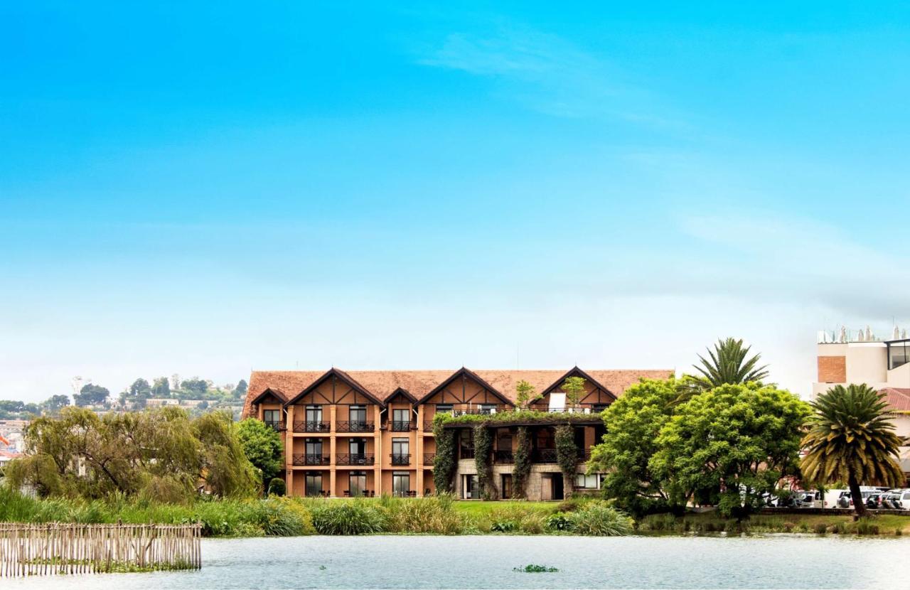 Radisson Hotel Tamboho Waterfront Ανταναναρίβο Εξωτερικό φωτογραφία